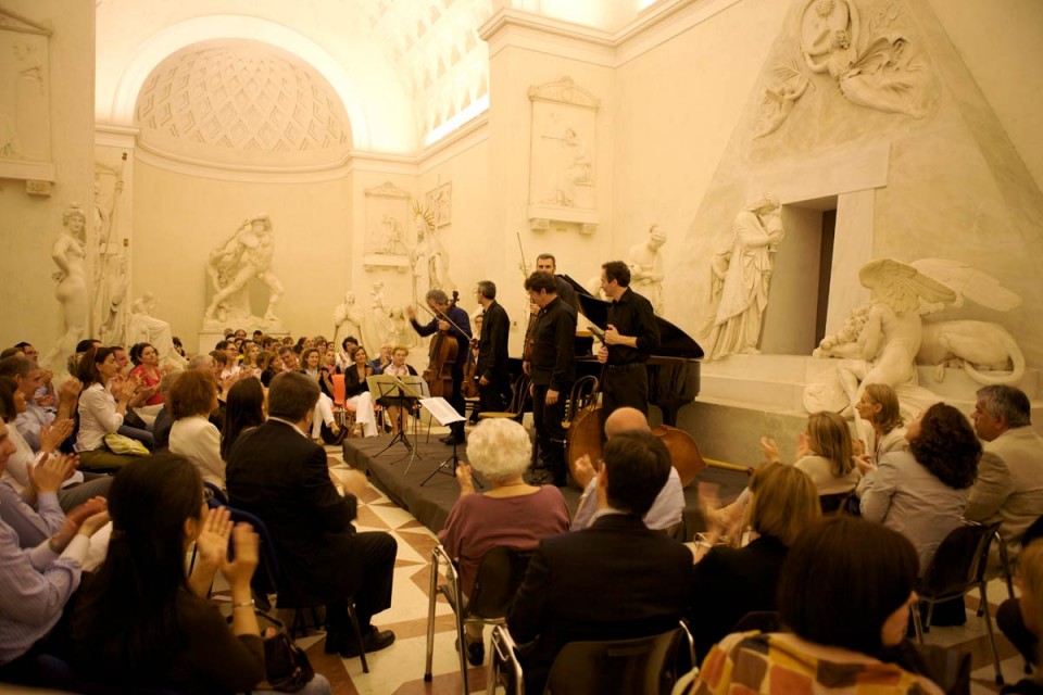Canova e Schubert<br/> in Gipsoteca (replica)
