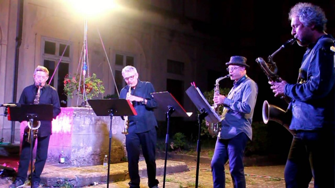 SAX QUARTET JAZZ